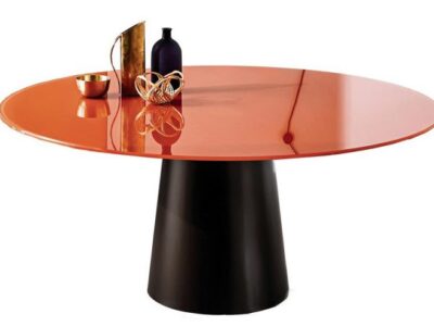 italiski baldai stiklinis apvalus stalas Sovet Totem